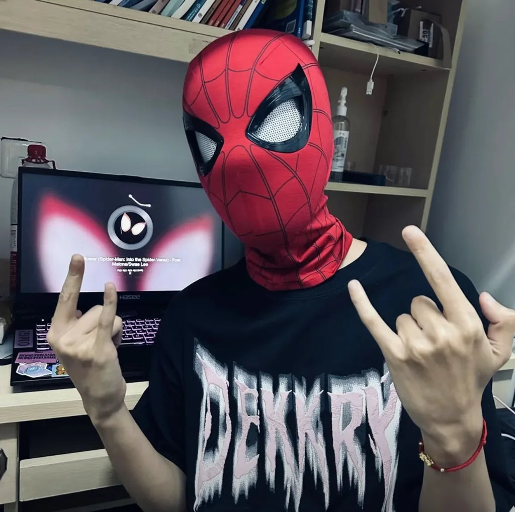 Casco Electrónico Interactivo de Spider-Man con Control Remoto